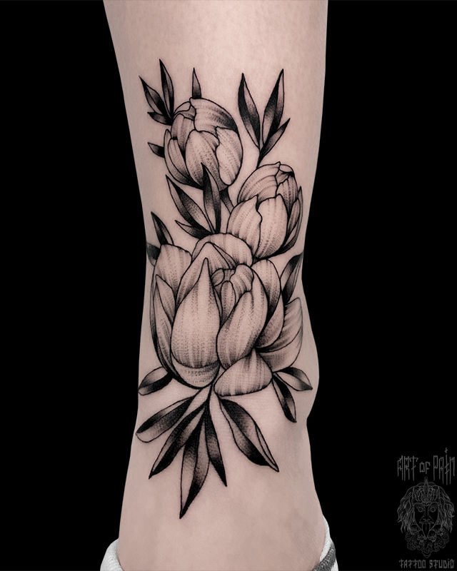 Где сделать тату девушке