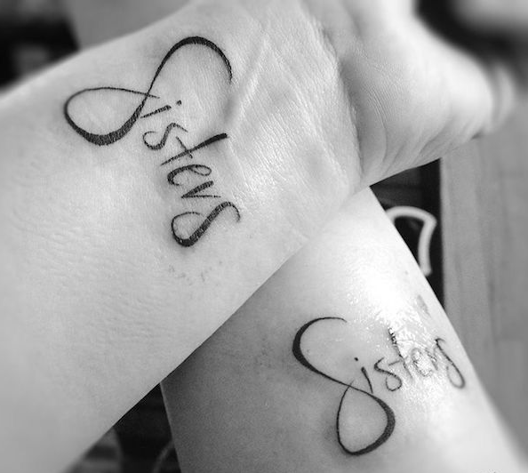 Парные тату у сестер