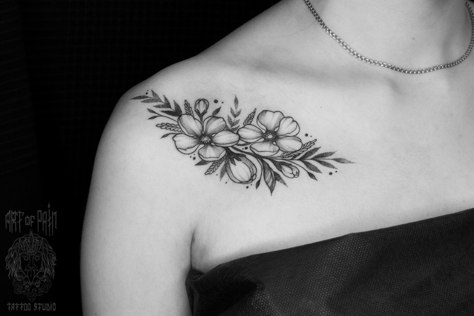 Модные изображения на ключице: фото