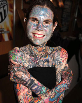 Самая татуированная женщина