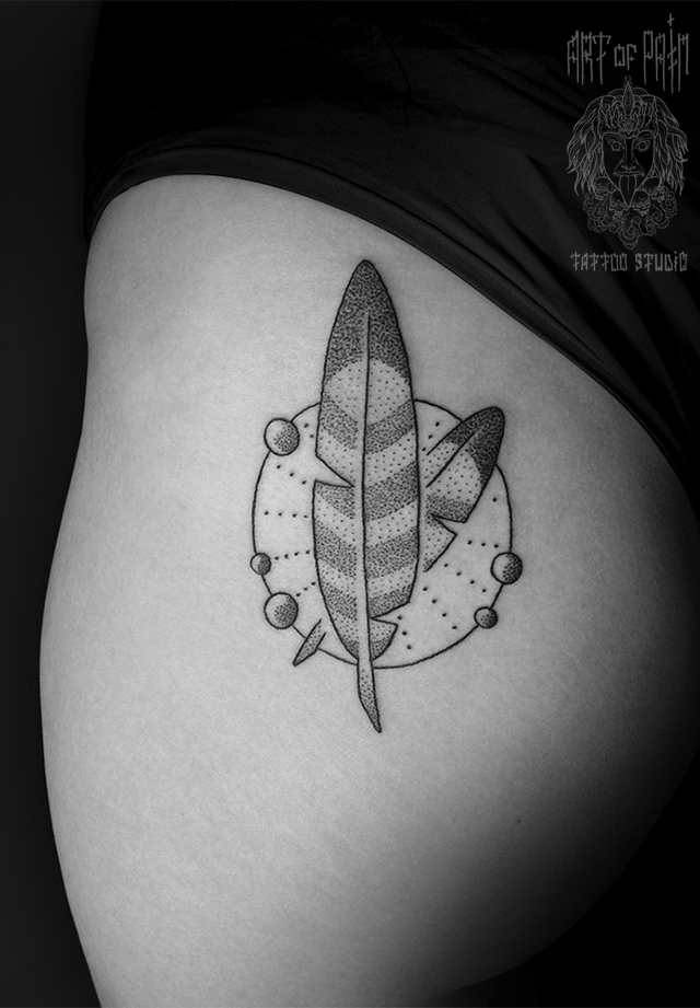 Где сделать тату девушке