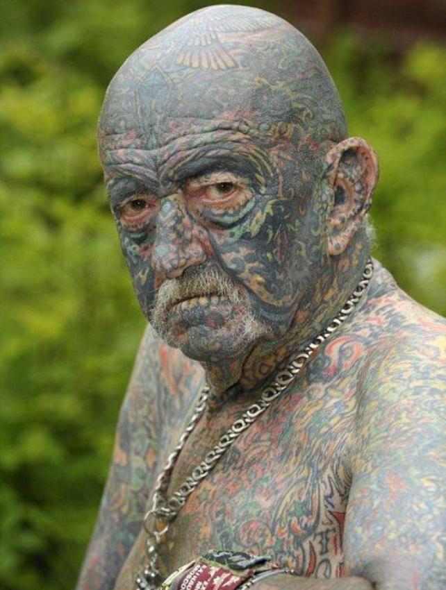 ТОП-10 самых татуированных людей мира