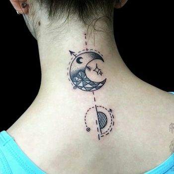 тату на шее сзади у девушки