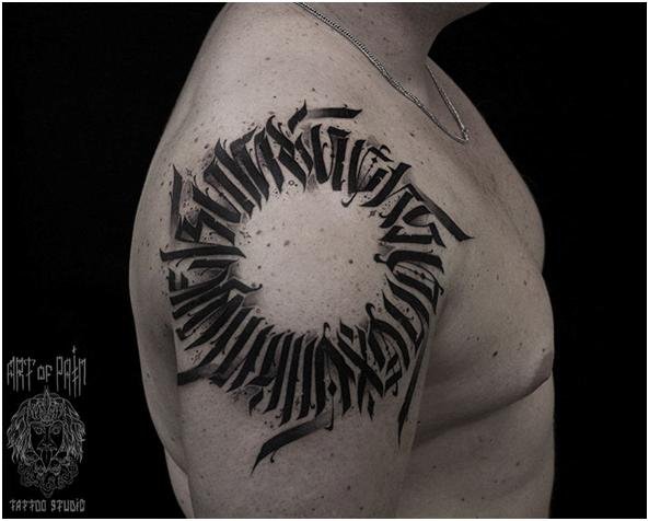 На каком языке набить тату?