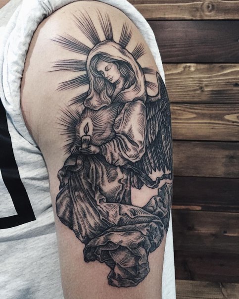 Татуировка Шатова с ангелом