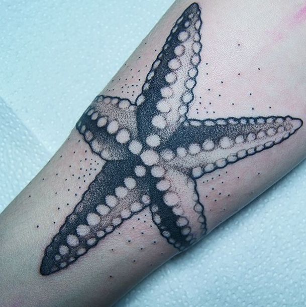 Значение татуировки звезда
