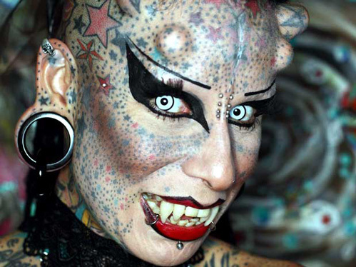 ТОП-10 самых татуированных людей мира