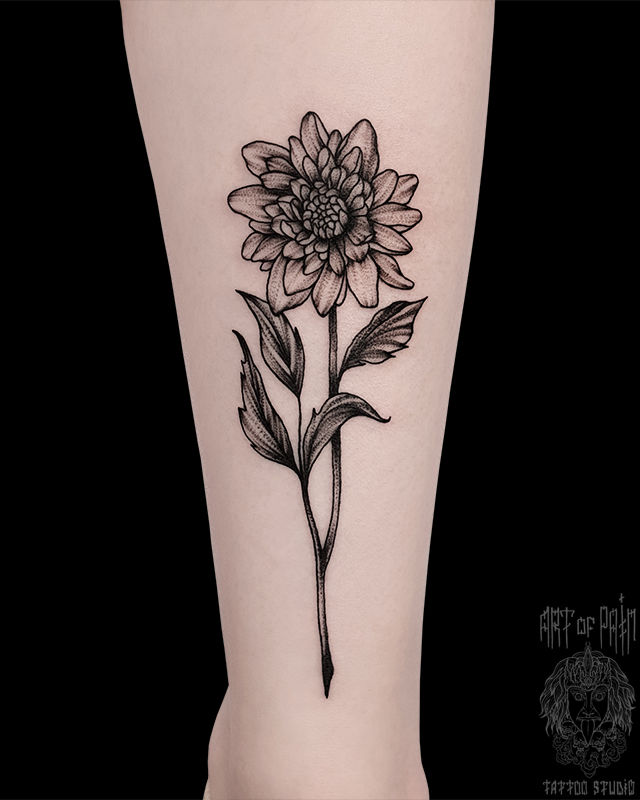 Татуировка женская графика на голени цветок – Мастер тату: 