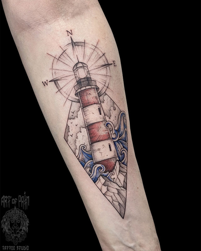 Татуировка мужская графика на предплечье маяк – Мастер тату: Мария Котова
