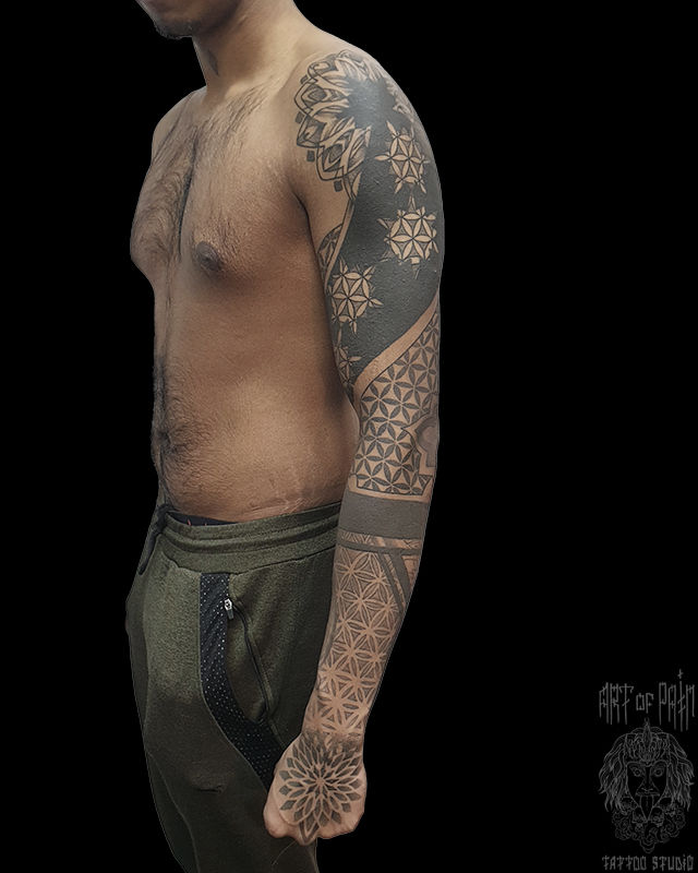 Татуировка мужская орнаментал тату-рукав узор – Мастер тату: Николай Орф