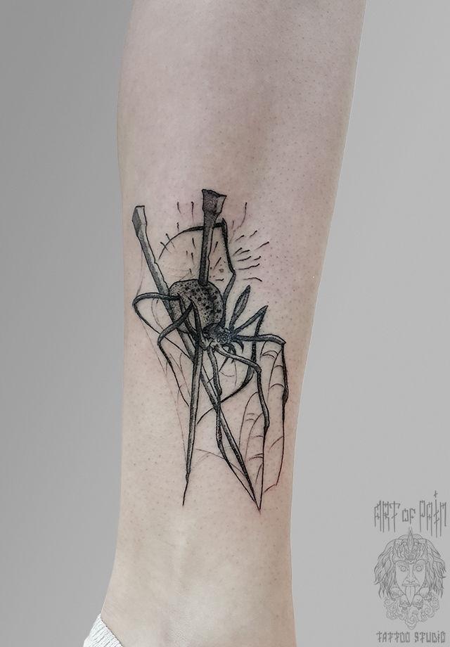 Татуировка женская графика на голени паук – Мастер тату: 