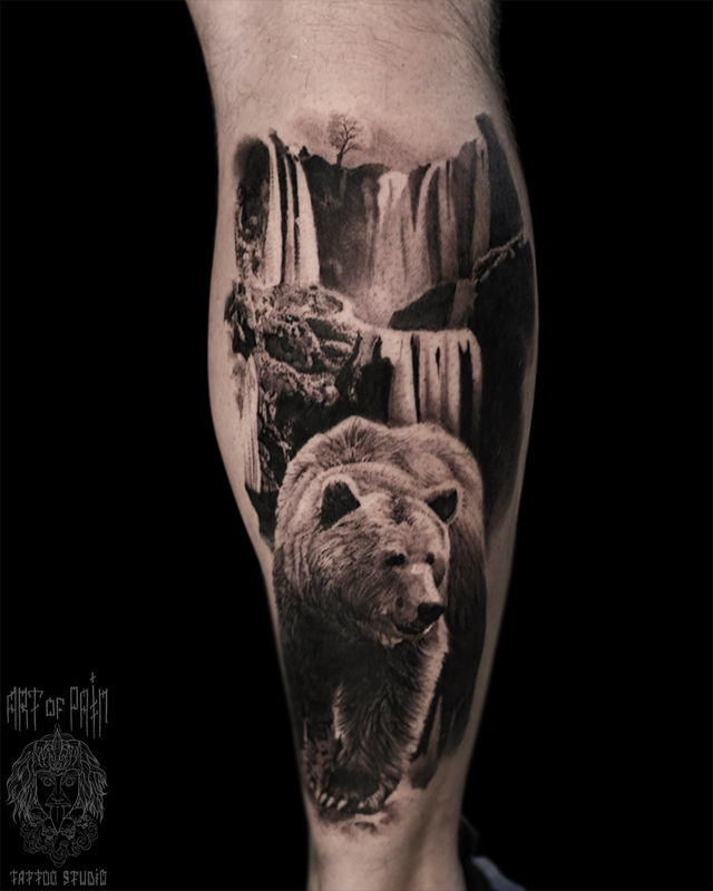 Татуировка мужская реализм на голени медведь – Мастер тату: Александр Pusstattoo
