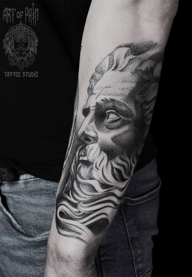 Татуировка мужская графика на предплечье портрет – Мастер тату: 