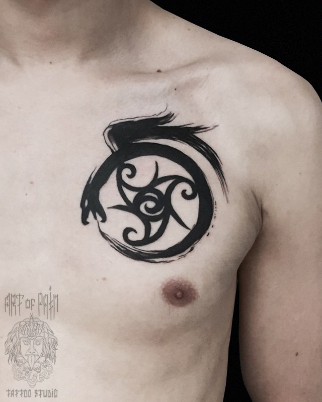 Татуировка мужская графика на груди дракон – Мастер тату: 