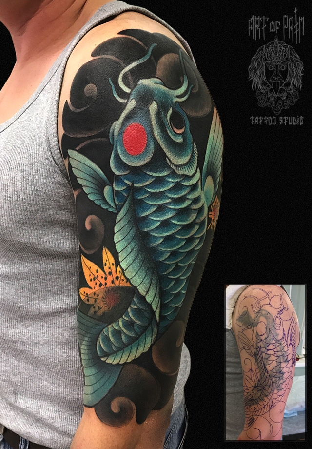 Татуировка мужская Япония на плече синий карп – Мастер тату: 