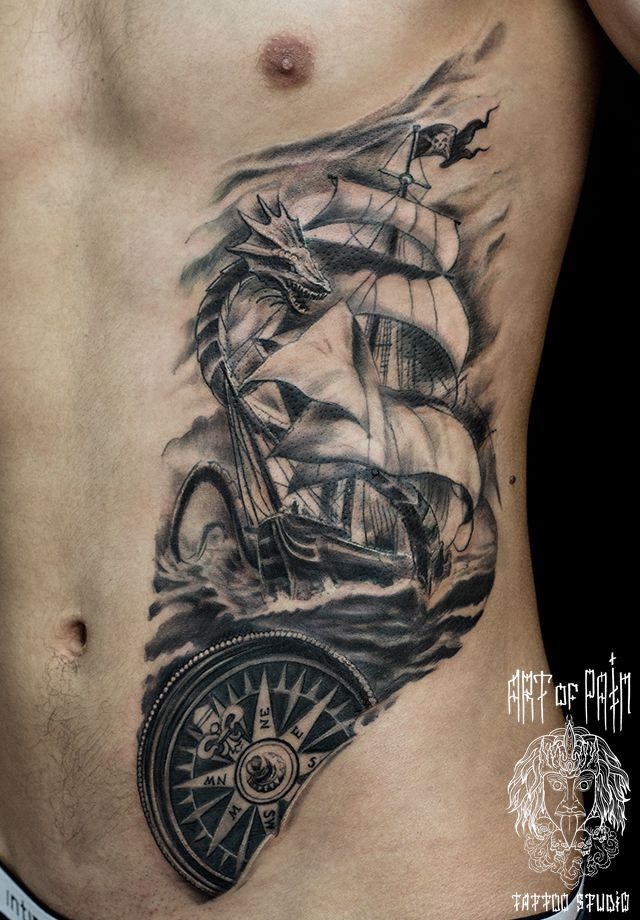 Татуировка мужская Black&Grey на боку корабль – Мастер тату: 