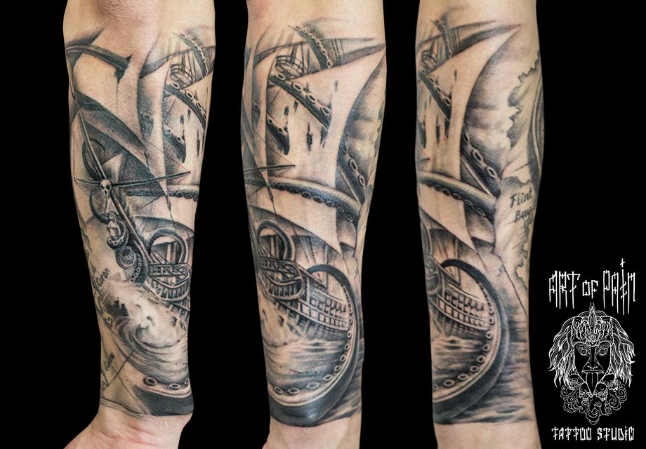 Татуировка мужская Black&Grey на предплечье корабль и спрут – Мастер тату: 