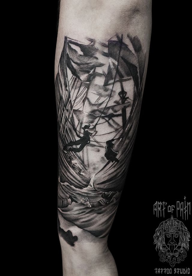 Татуировка мужская Black&Grey на предплечье тонущий корабль – Мастер тату: 