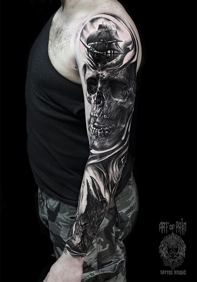 Татуировка мужская Black&Grey на руке корабль – Мастер тату: Слава Tech Lunatic