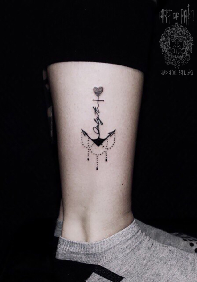 Татуировка женская графика на щиколотке якорь – Мастер тату: 