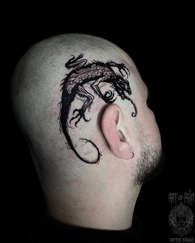 Татуировка мужская графика на голове ящерица – Мастер тату: Кирилл Плотников