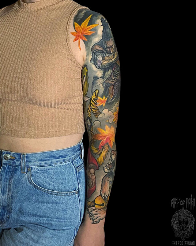 Татуировка женская япония тату-рукав самурай, тигр, дарума (вид спереди) – Мастер тату: 