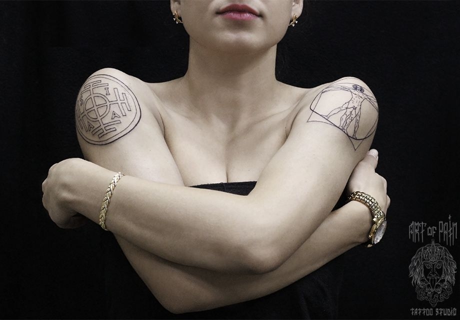 Татуировка женская графика на плече амулет – Мастер тату: 