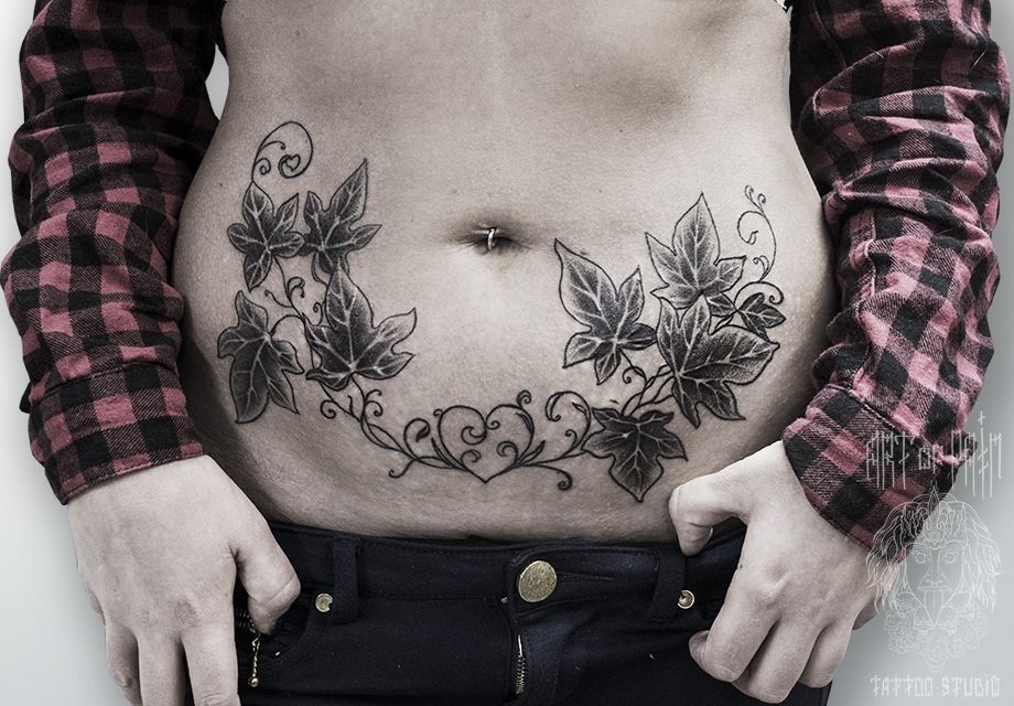 Татуировка женская графика на животе плющ – Мастер тату: 