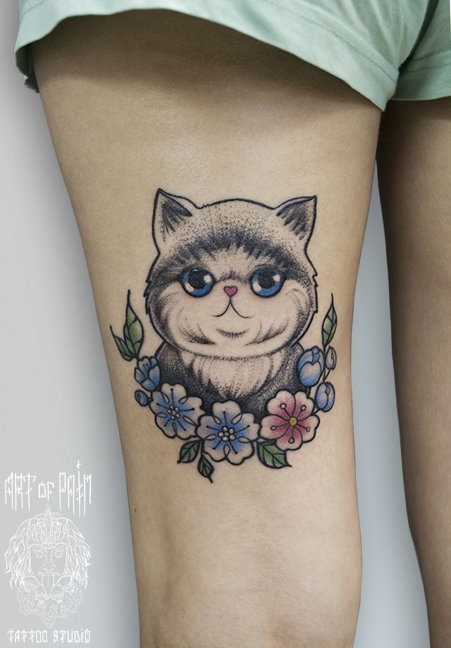 Татуировка женская графика на бедре котенок – Мастер тату: 