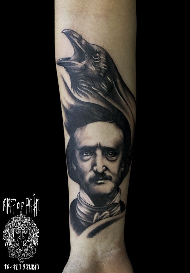 Татуировка мужская хоррор на предплечье портрет Эдгара Алана По – Мастер тату: 