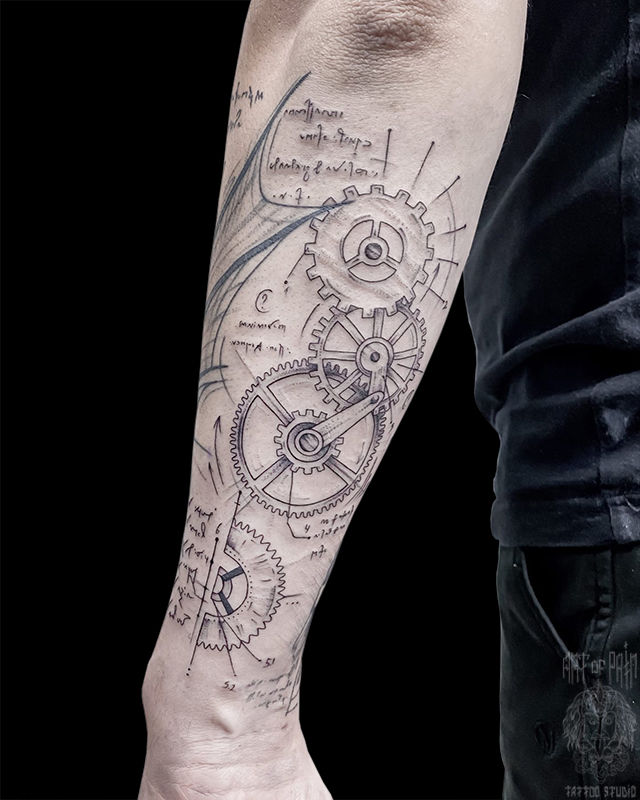 Татуировка мужская графика на предплечье механизмы – Мастер тату: Мария Котова