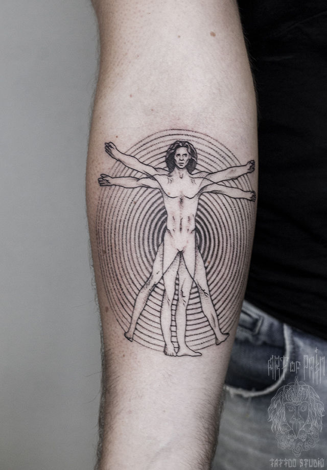 Татуировка женская графика на предплечье человек – Мастер тату: 