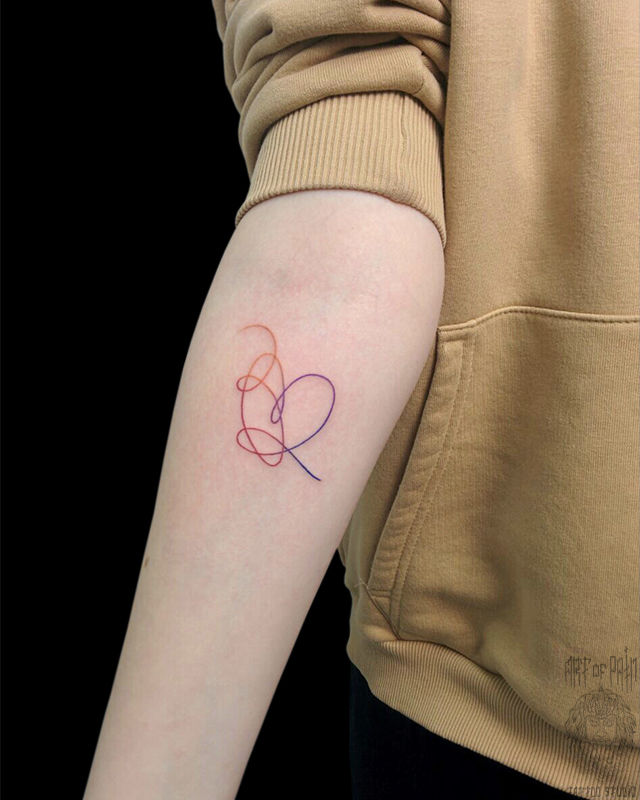 Татуировка женская графика на предплечье сердце – Мастер тату: Евгения Шмидт