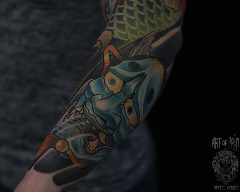 Татуировка мужская япония на предплечье маска ханья – Мастер тату: Марк Акулов