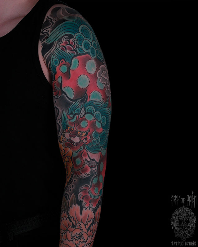 Татуировка мужская япония на плече лев – Мастер тату: Марк Акулов