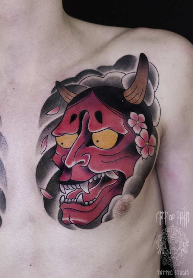 Татуировка мужская Япония на груди красный демон Ханья – Мастер тату: Марк Акулов