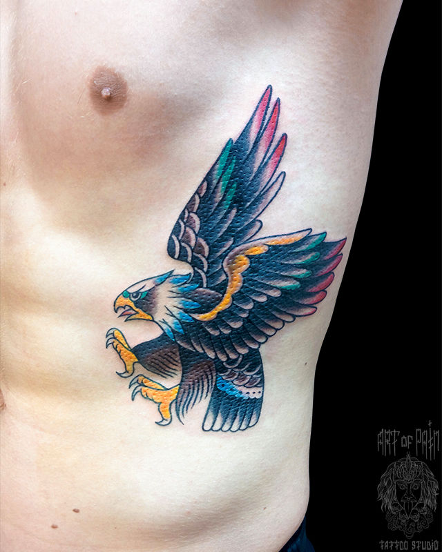 Татуировка мужская олд скул на боку орел – Мастер тату: Евгения Шмидт
