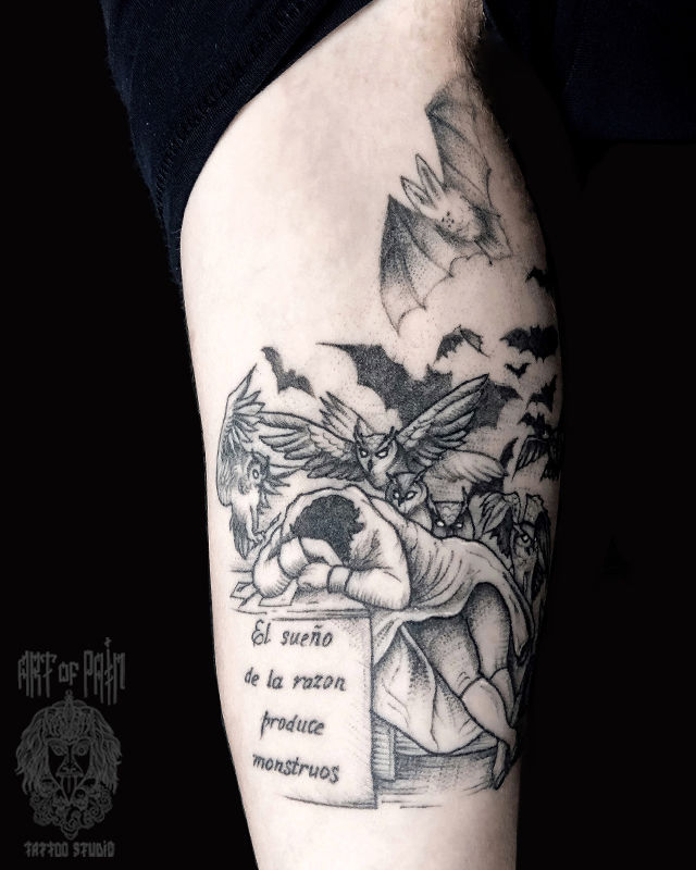 Татуировка женская графика на руке человек, совы и летучая мышь – Мастер тату: Мария Котова