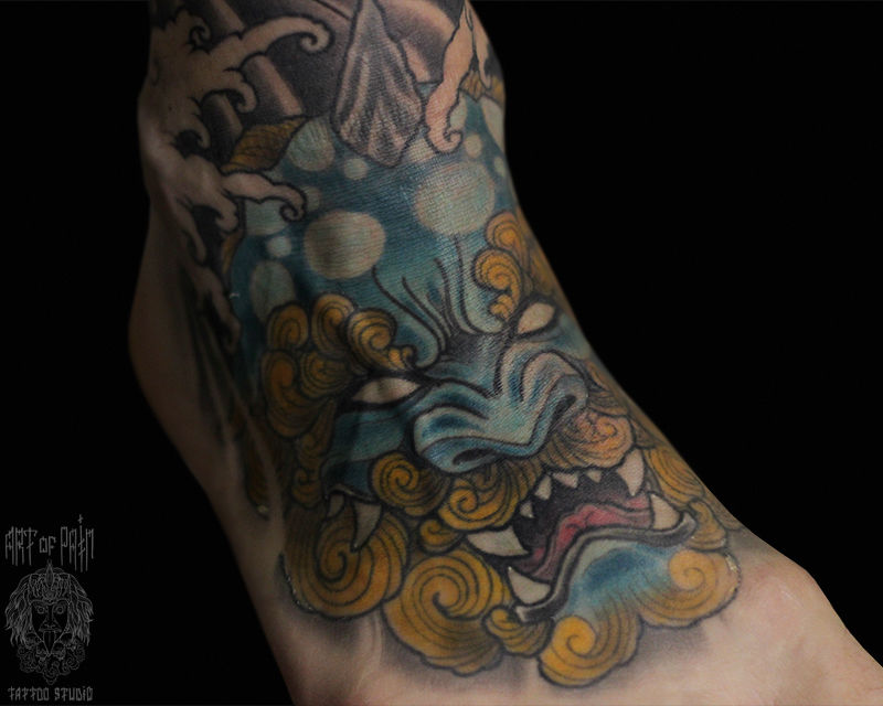 Татуировка мужская япония на ноге лев – Мастер тату: Марк Акулов