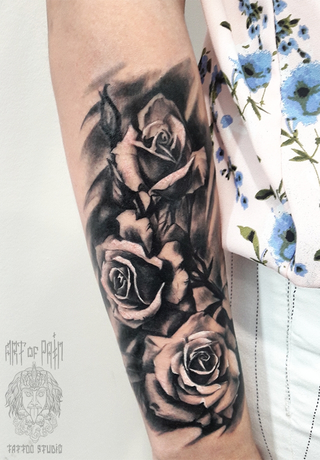 Татуировка женская на предплечье реализм 3 розы – Мастер тату: 
