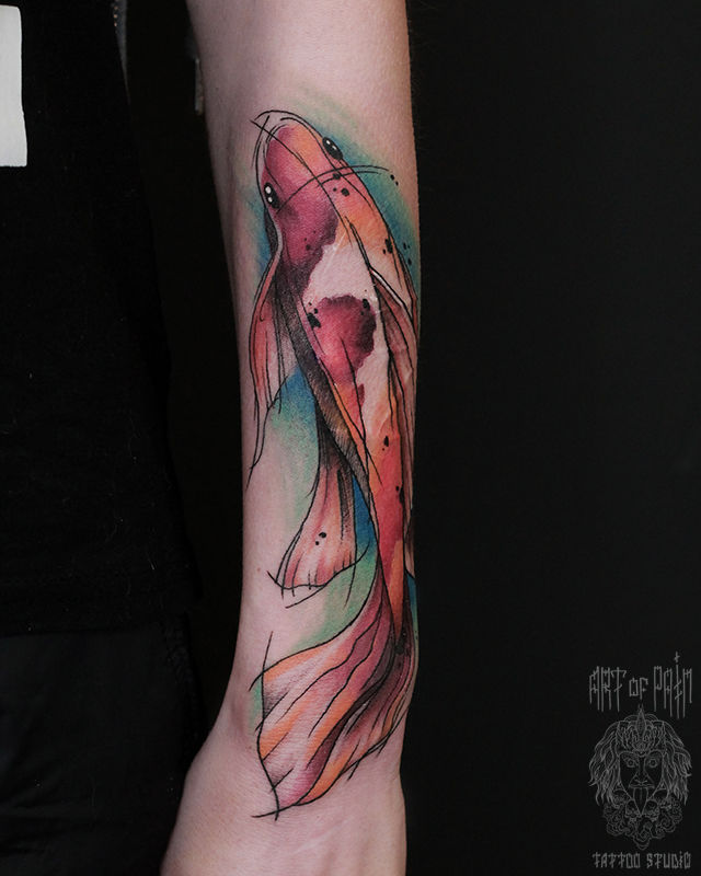 Татуировка женская акварель на предплечье рыбка – Мастер тату: Анастасия Родина