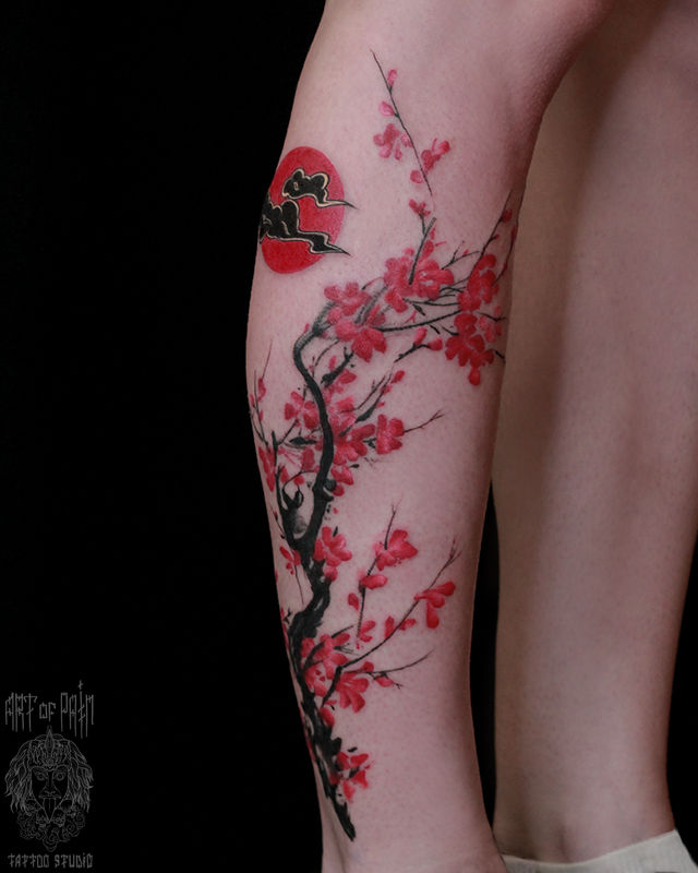 Татуировка женская нью-скул на голени сакура – Мастер тату: Анастасия Родина