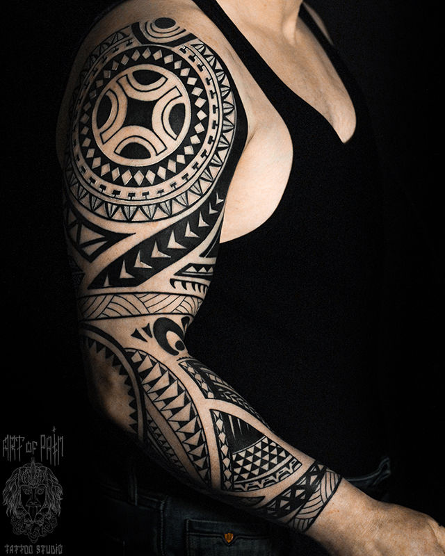 Татуировка мужская полинезия на рукав орнамент – Мастер тату: Юрий Хандрыкин