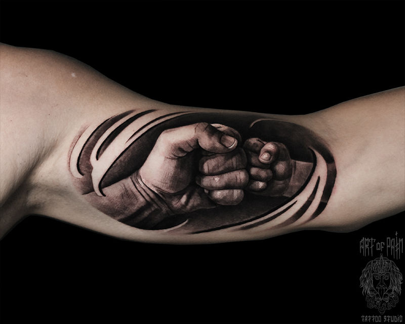 Татуировка мужская реализм на руке руки – Мастер тату: Анастасия Юсупова