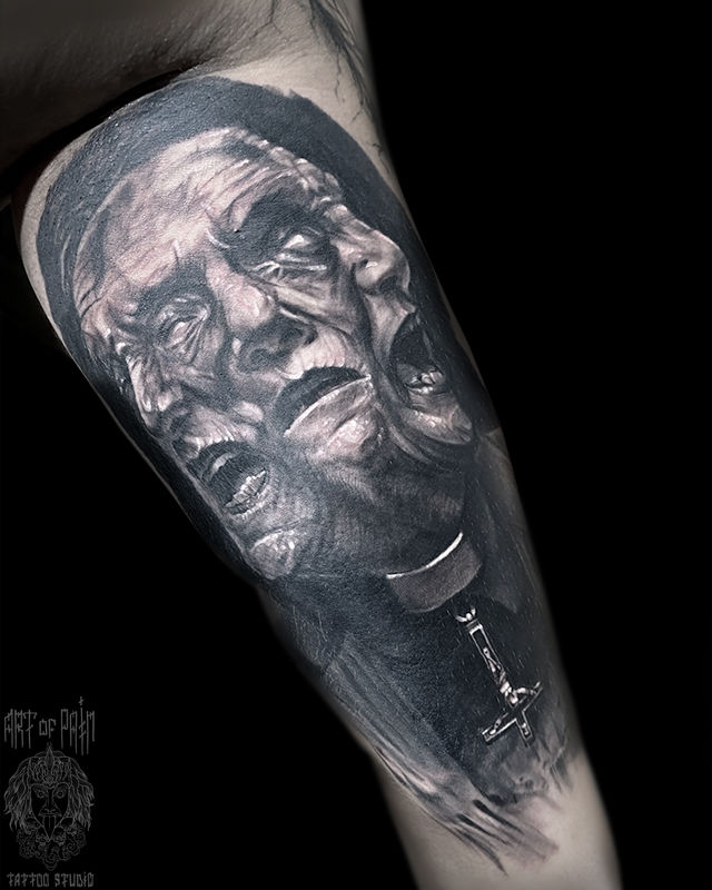 Татуировка мужская реализм на руке святой отец – Мастер тату: 