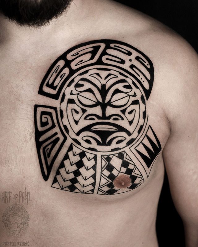 Татуировка мужская полинезия на груди орнамент – Мастер тату: Юрий Хандрыкин