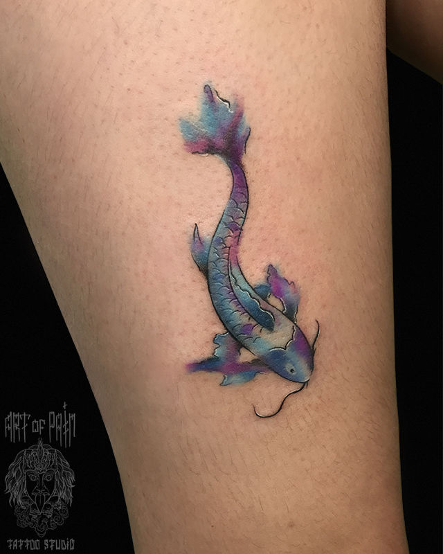 Татуировка женская акварель на бедре рыбка – Мастер тату: 
