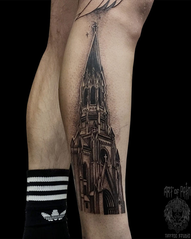 Татуировка мужская графика на голени замок – Мастер тату: 