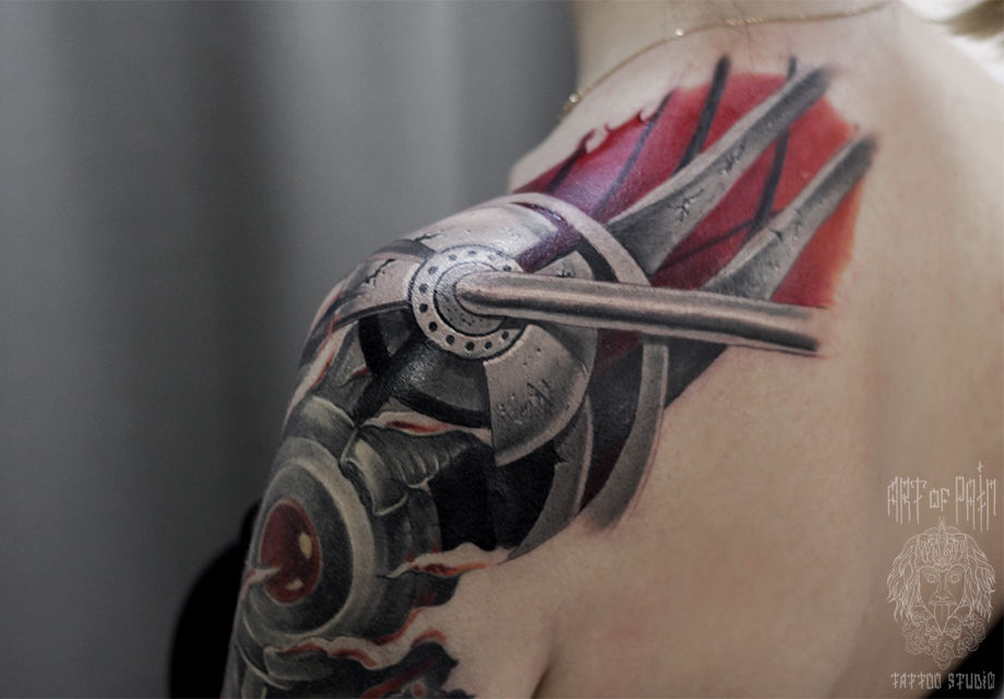Татуировка женская биомеханика на плече биомех – Мастер тату: Александр Pusstattoo
