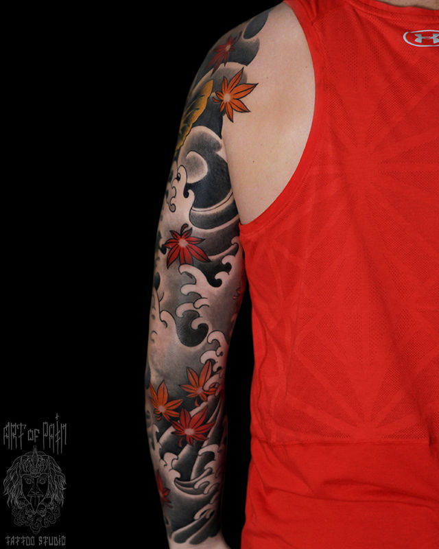 Татуировка мужская япония тату-рукав волны, карпы, клен – Мастер тату: Марк Акулов